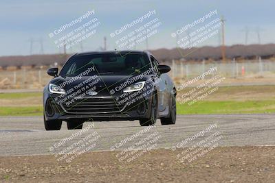 media/Jan-08-2023-OnGrid (Sun) [[46c634b271]]/Yellow/Sweeper(120)/